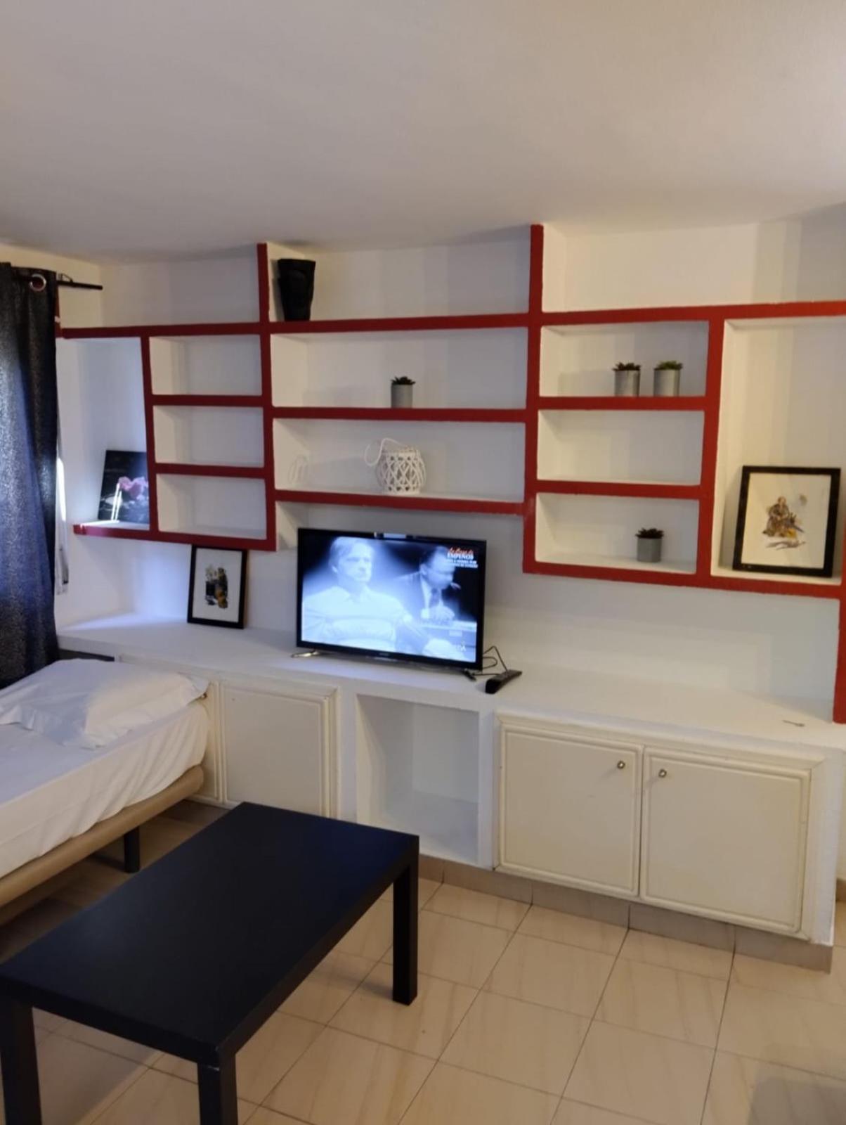 Aparsol Apartments Madrid Luaran gambar