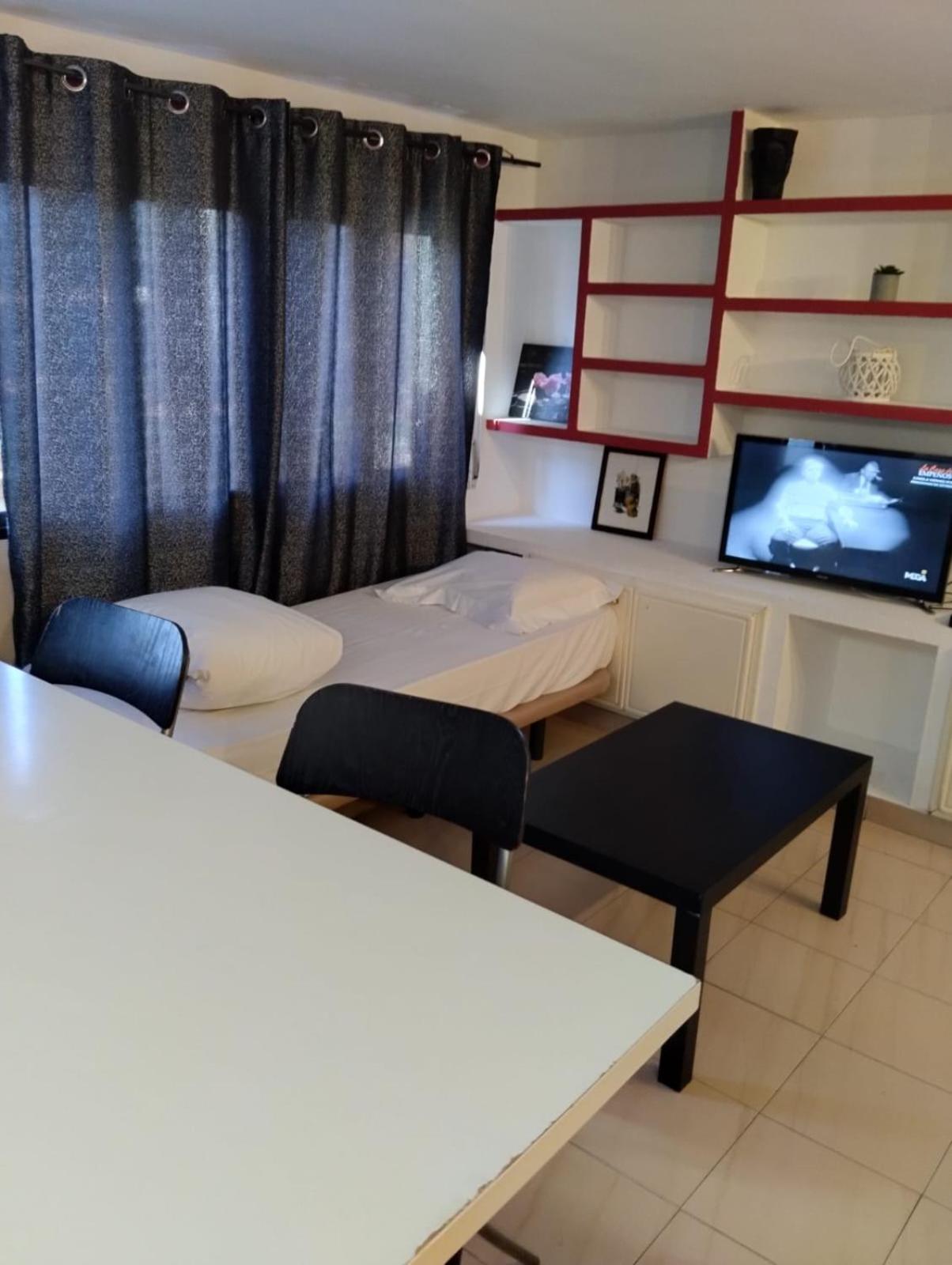 Aparsol Apartments Madrid Luaran gambar