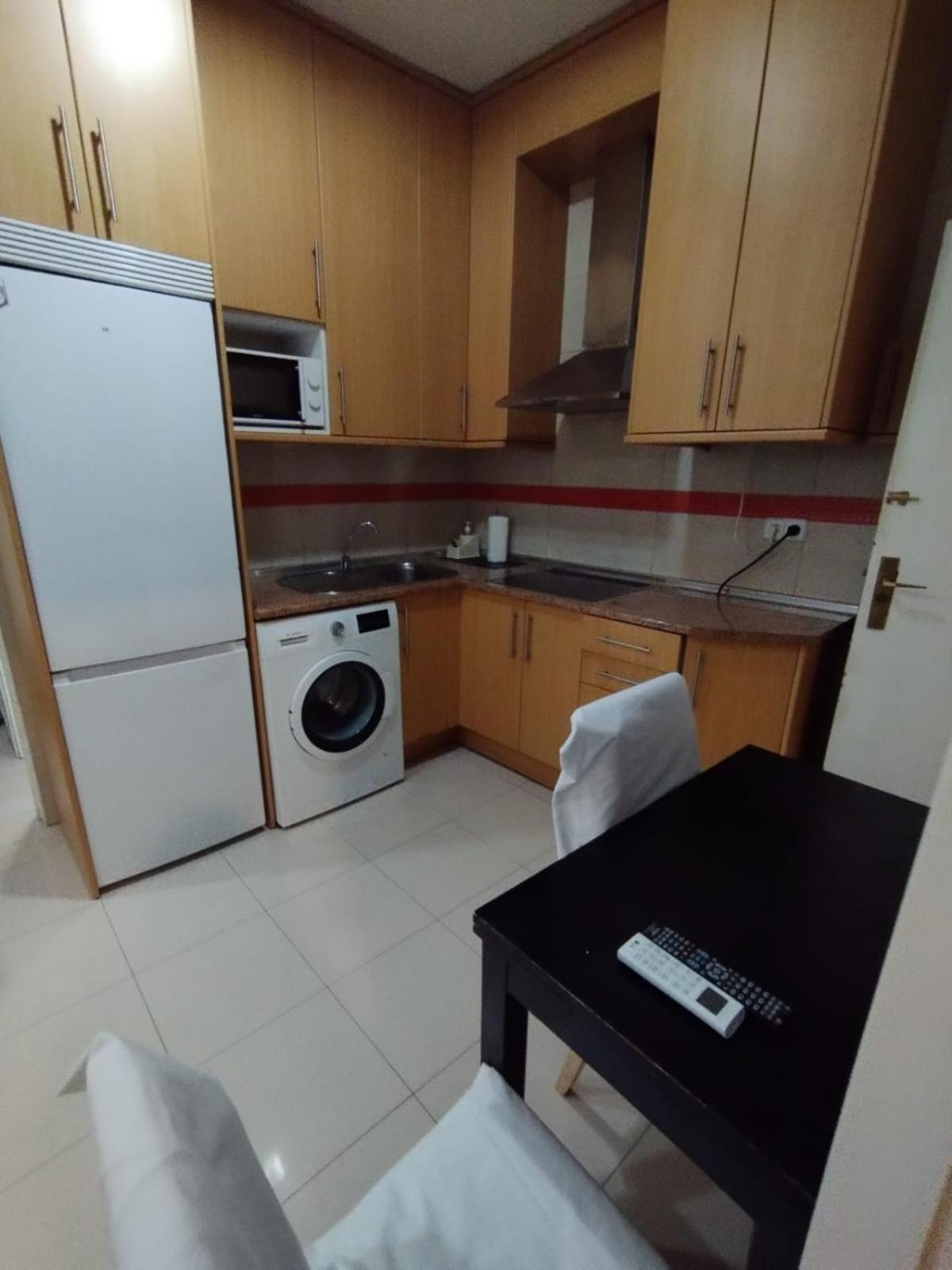 Aparsol Apartments Madrid Luaran gambar