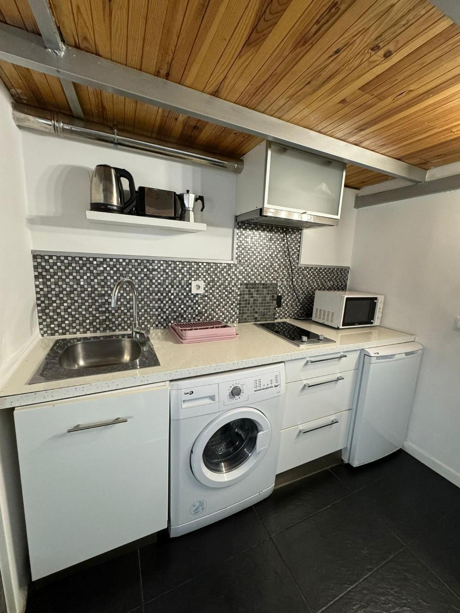 Aparsol Apartments Madrid Luaran gambar